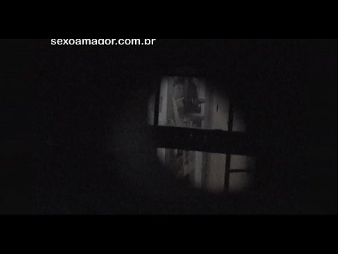 ❤️ Блонді таємно знімає на відео сусідський вуайерист, прихований за порожнистими цеглами Секс-відео на порно uk.port-amurasso.ru ❌